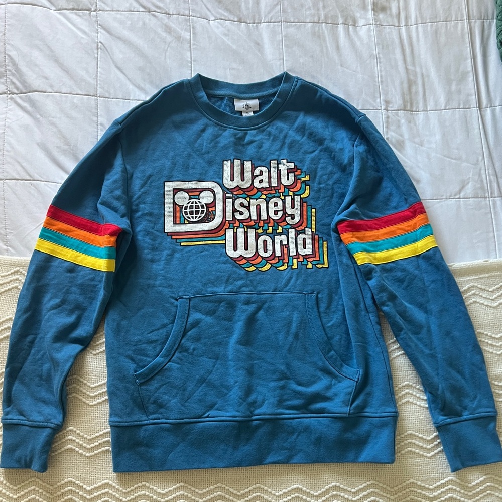 Walt Disney World Retro Sweatshirt 🌈